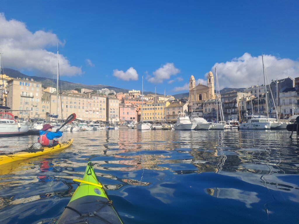 Arrivée à Bastia en kayak de mer